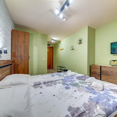 Apartment Two Cozy Mint In Grand By Flat Manager