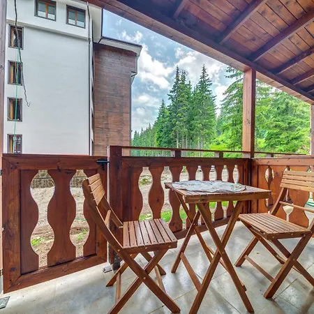 Apartment Two Cozy Mint In Grand By Flat Manager *